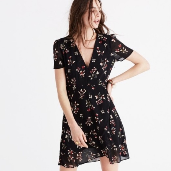 Madewell Dresses & Skirts - MADEWELL Posy Floral Ruffle Dress  A10-9